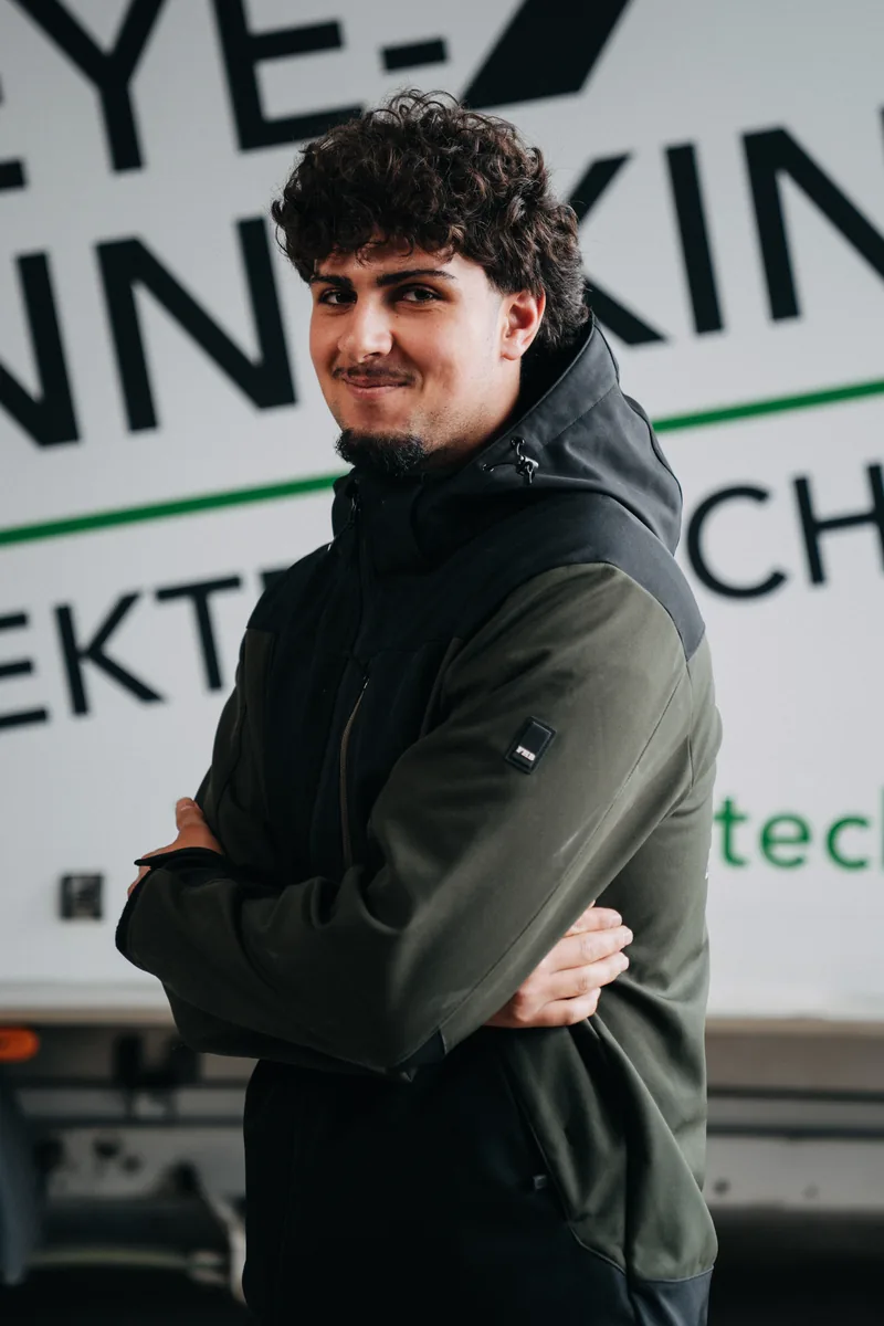 Hussein Bilasini, Azubi im 1. Lehrjahr bei Heye-Enneking Elektrotechnik